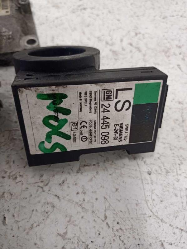 BOITIER COMPLET OPEL CORSA C 1.2 ESSENCE 1.2XE - Vue 2